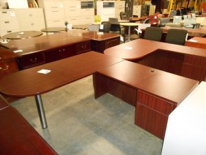 Desk With Left Return Dscn8115