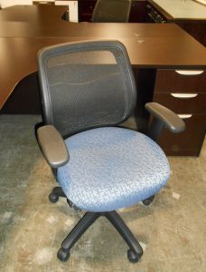 Desk Chair Dscn8118
