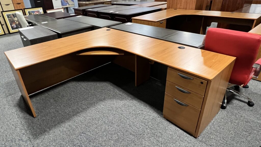 9132 Used Three H Corner Desk, Cherry Laminate for Sale at PVI Office