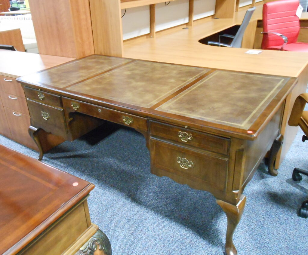 9225 Used Writing Desk w/Inlay, Veneer Walnut for Sale at PVI Office