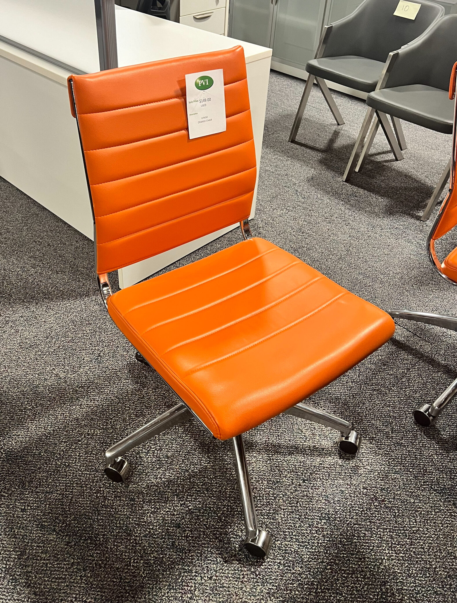 9449 USED ORANGE CONFERENCE ROOM CHAIRS